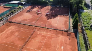 SUA_Tennisanlage_01072510