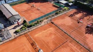 SUA_Tennisanlage_01072511