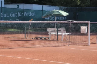 SUA_Tennisanlage_01072514